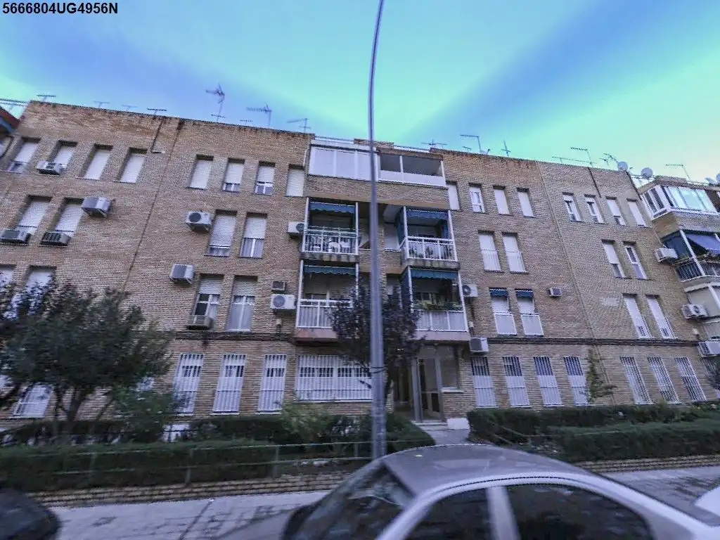 Vista exterior de Piso en venta en  Córdoba Capital con Balcón