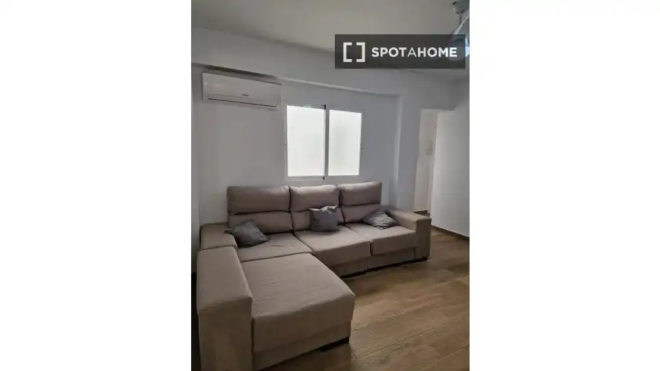 Room in Ciudad Jardín - Tagarete - El Zapillo