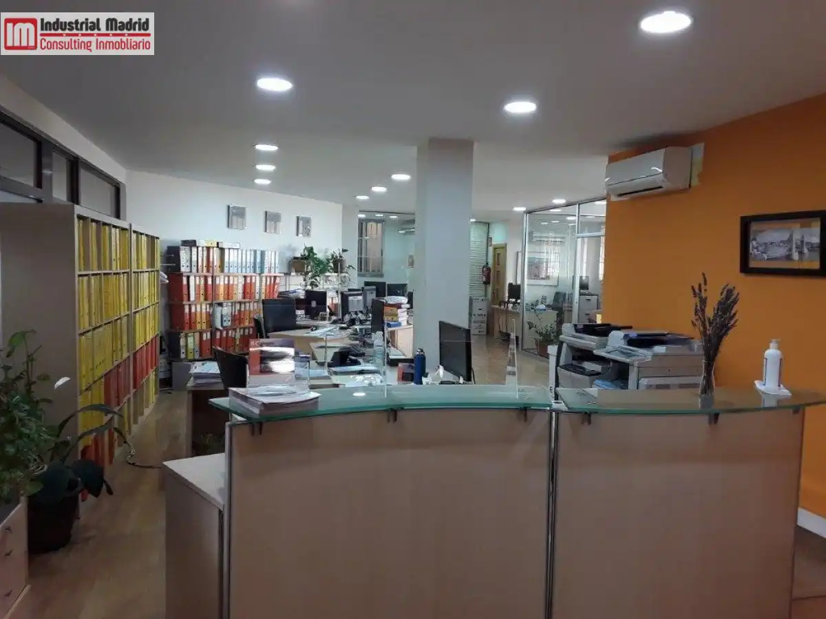 Local comercial en venda a La Poveda, imagen 8