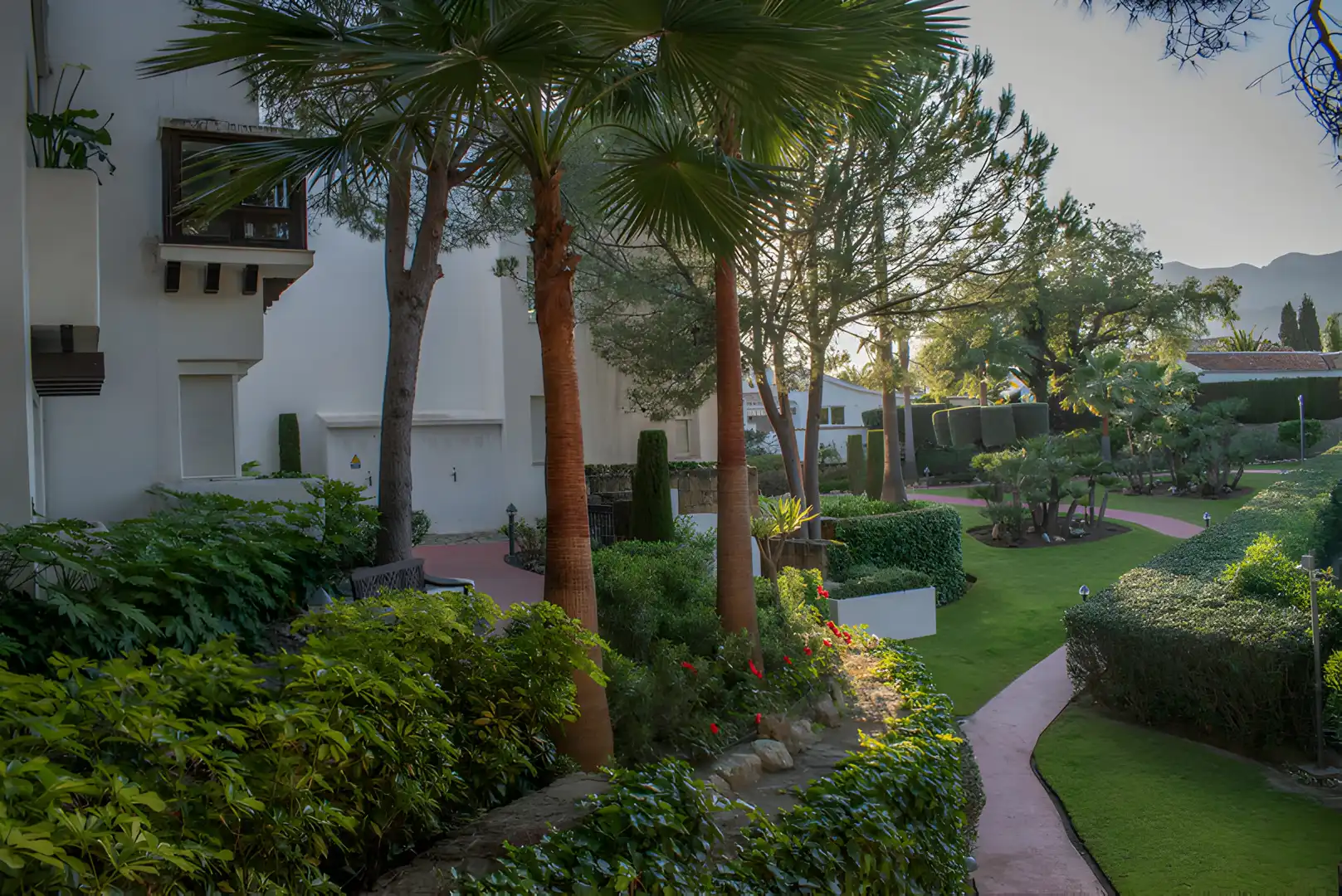 Jardí de Planta baixa en venda en Marbella amb Aire condicionat, Calefacció i Terrassa