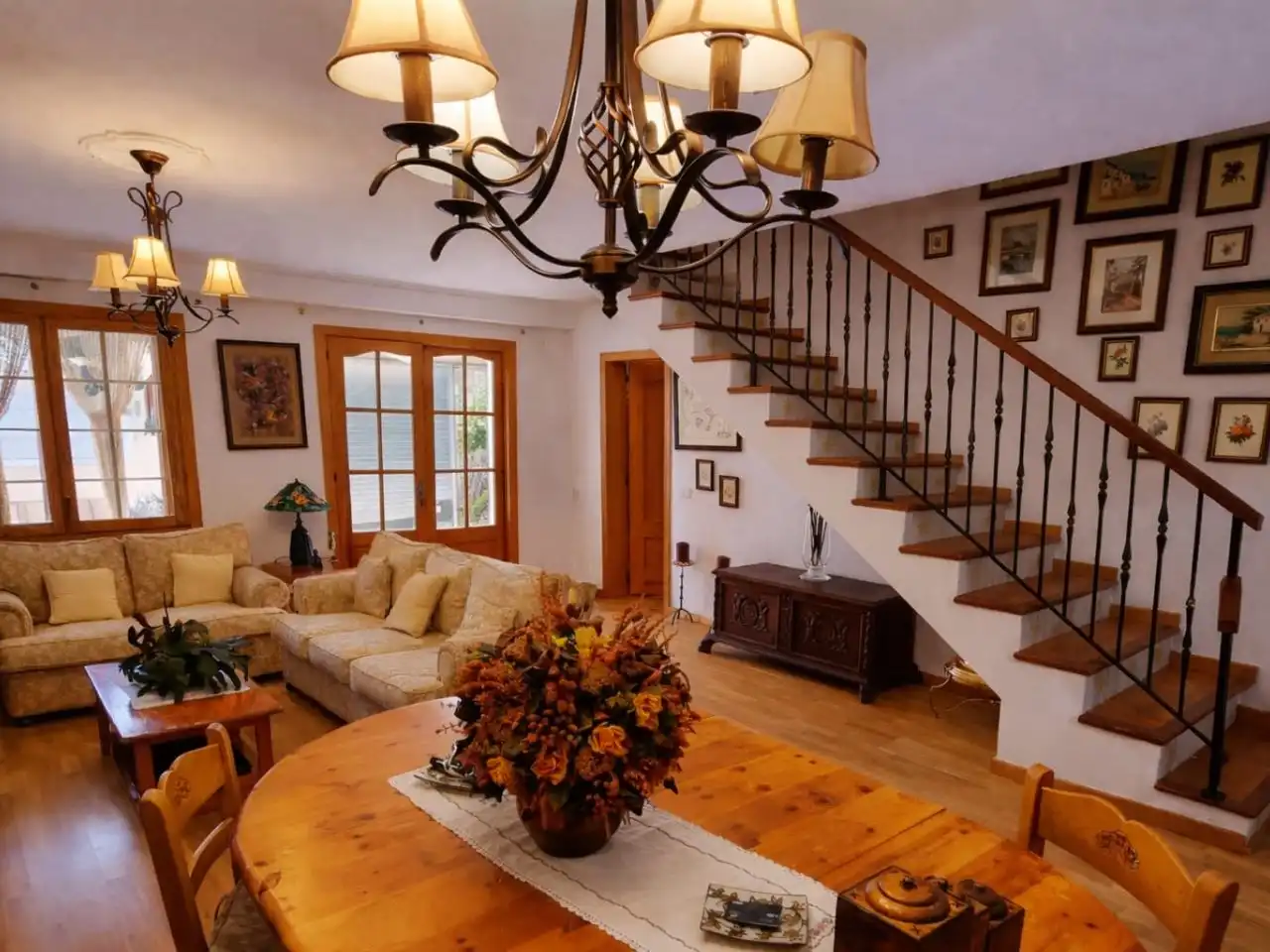 Semi-detached house with pool for sale in Carrer del Turc 17, imagen 3