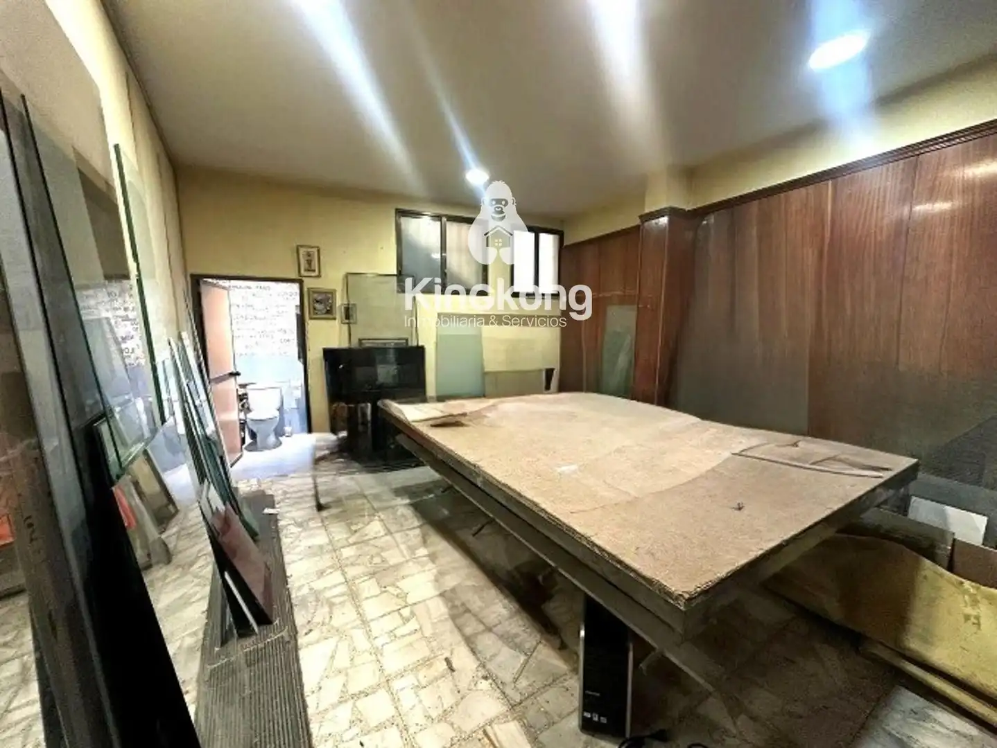 Local en venta en Madrid con Alarma
