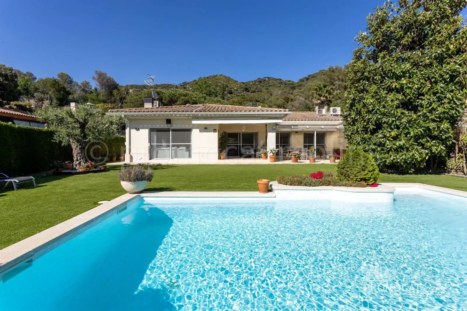 Detached house with pool for sale in RIERA LA, imagen 3