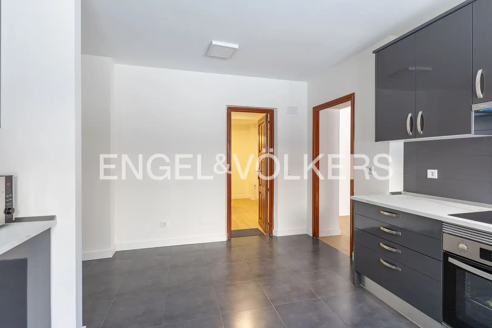 Houses for rent in Madrid  with Air Conditioner, Heating and Private garden
