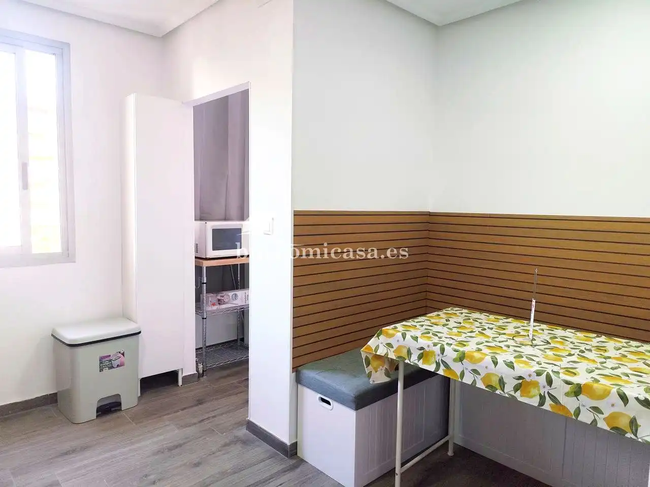 Room in Ruiz Jiménez, Avda de Madrid - Pº de la Estación