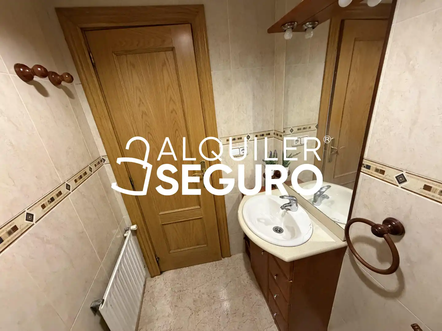 Baño de Piso de alquiler en Madrid con Aire acondicionado, Calefacción y Terraza