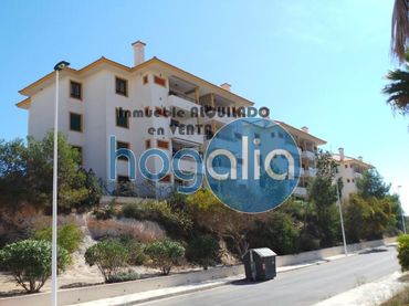 Bajo con ascensor en venta en Orihuela Costa