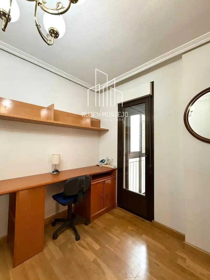 Bedroom of Flat for rent in Salamanca  with Heating, Terrace and Furnished