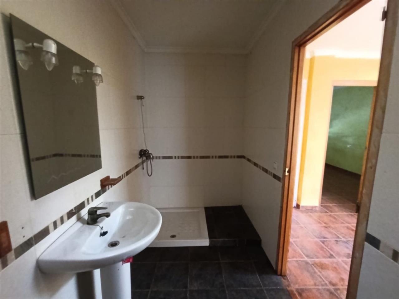 Bany de Casa adosada en venda en Alberic amb Terrassa