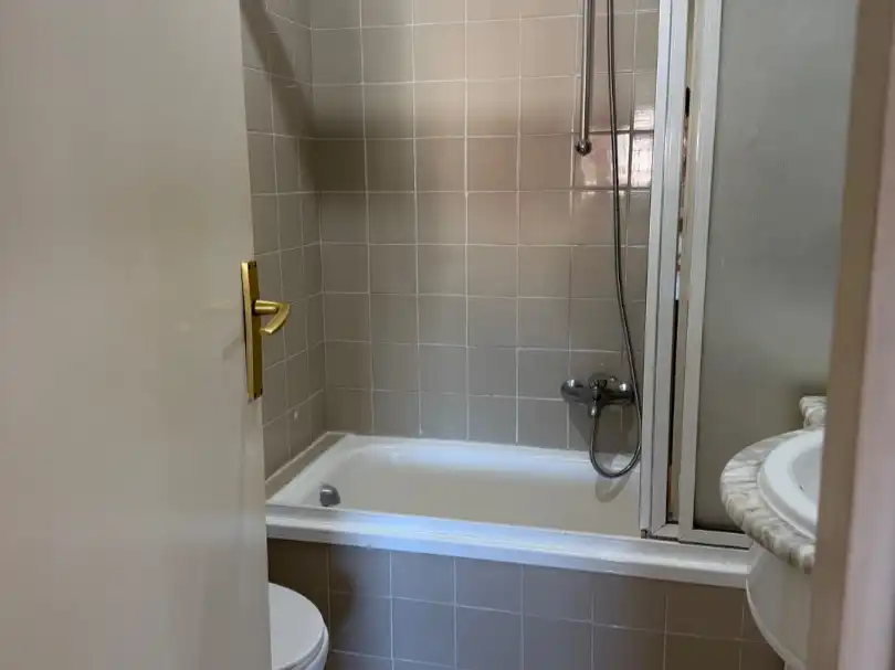 Baño de Piso de alquiler en Viana do Bolo, Ourense