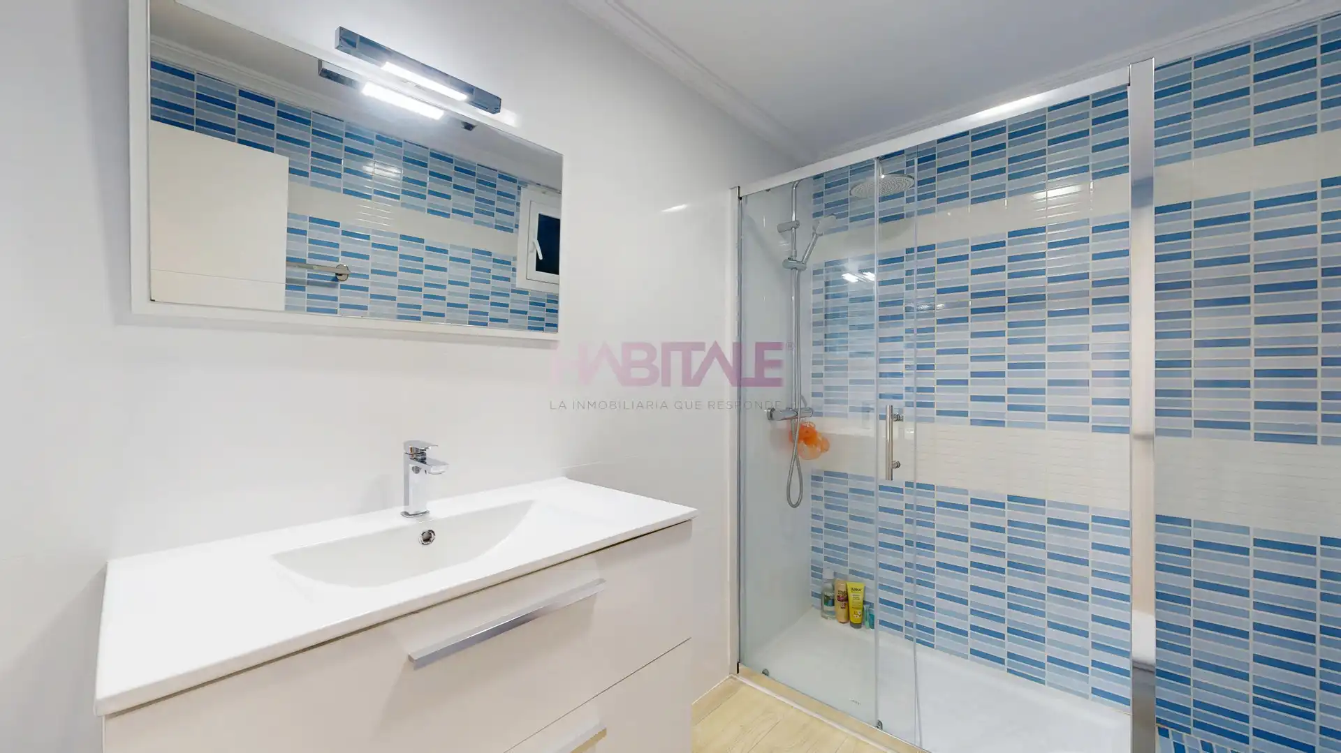 Baño de Piso en venta en Torrent con Amueblado