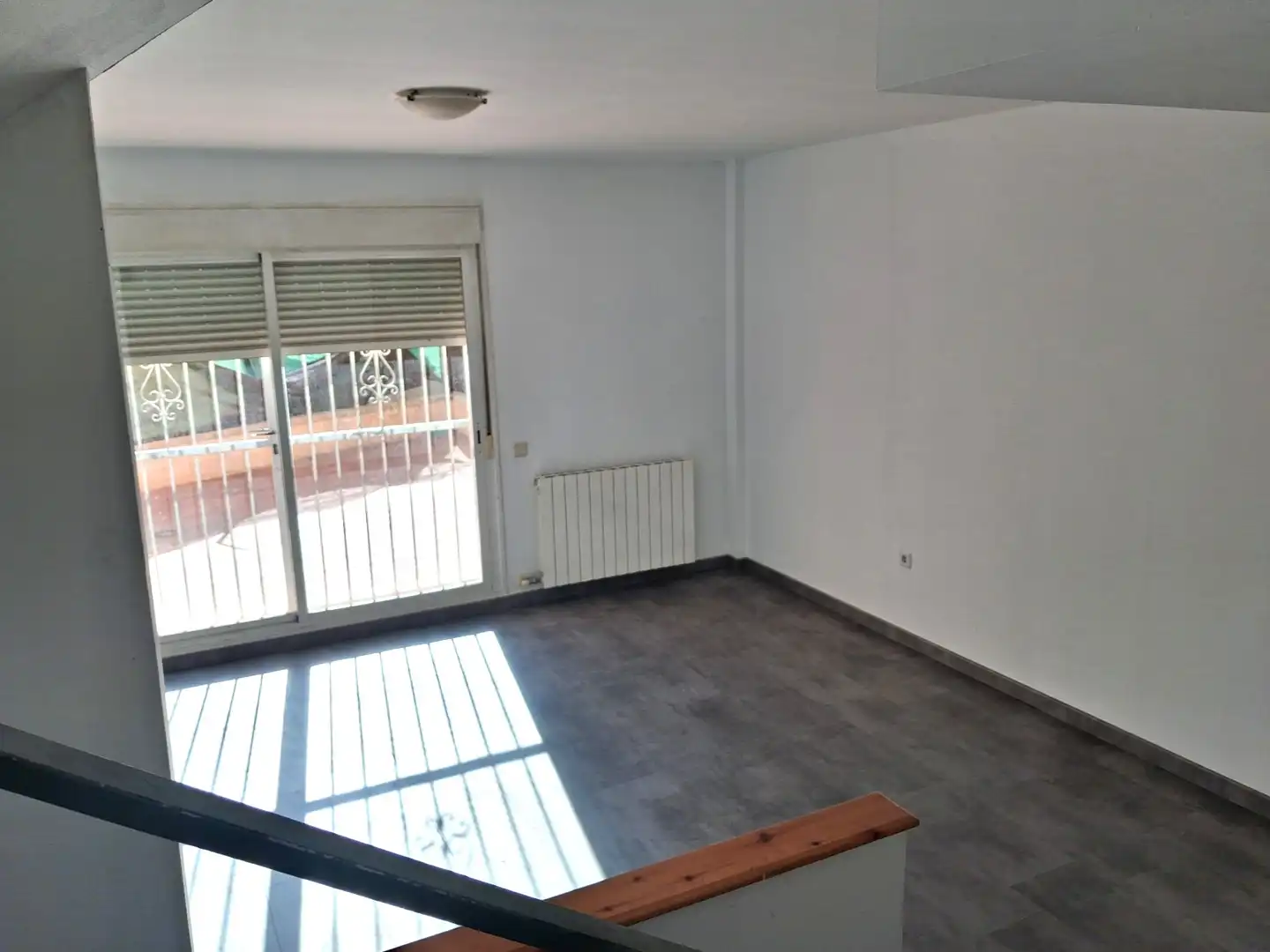 Casa adosada en venta en Osera de Ebro con Calefacción, Parquet y Terraza