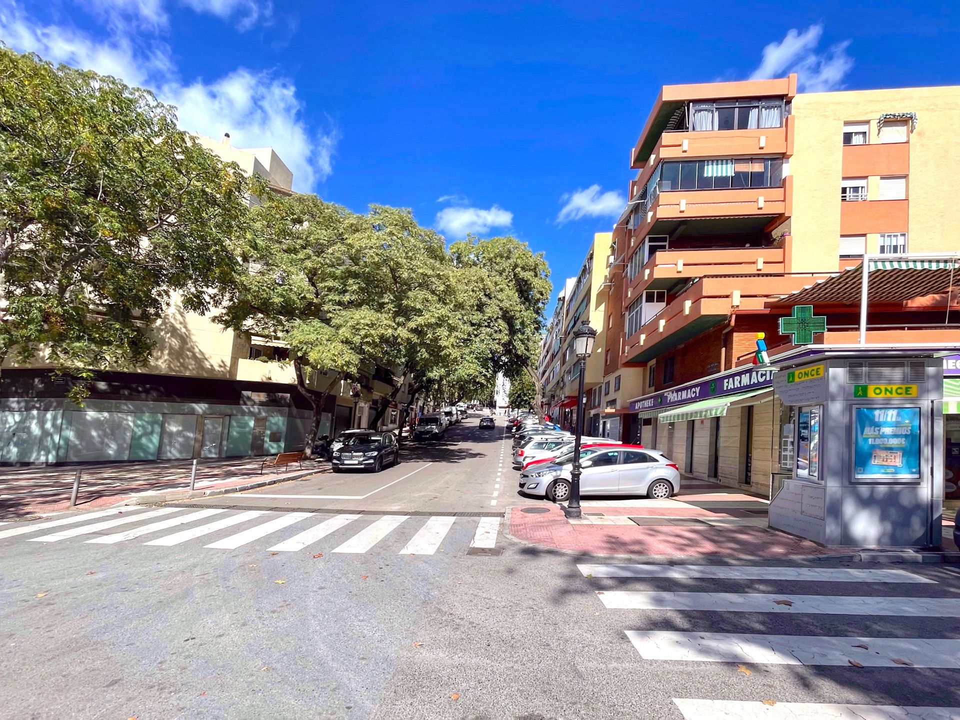Vista exterior de Apartament en venda en Marbella amb Moblat
