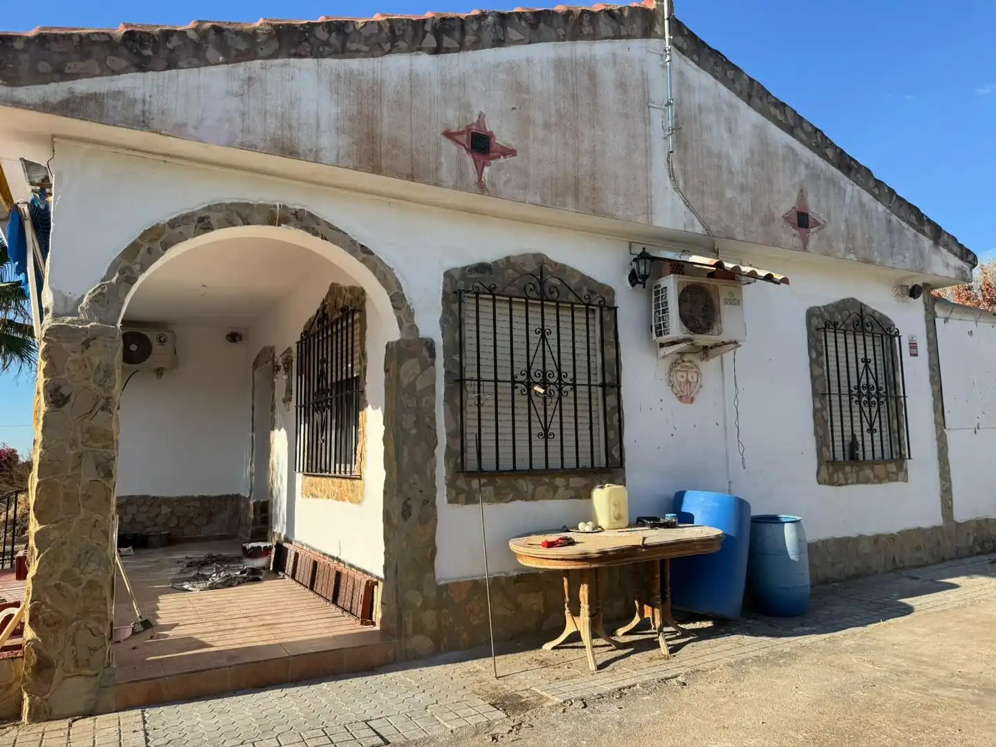 Vista exterior de Casa o xalet en venda en Sanlúcar la Mayor, Sevilla