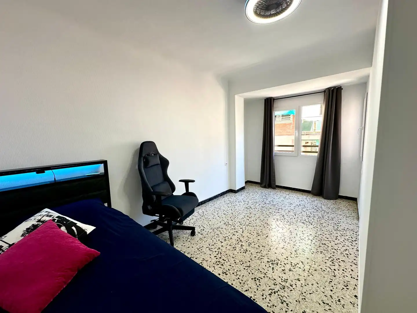 Schlafzimmer von Wohnungen zum Verkauf in Alicante / Alacant mit Möbliert