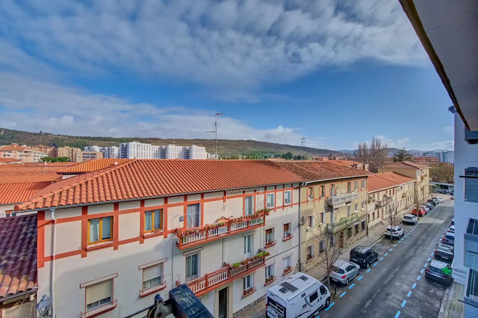 Vista exterior de Piso en venta en  Pamplona / Iruña con Calefacción y Parquet