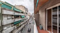 Vista exterior de Pis en venda en  Granada Capital amb Terrassa i Balcó