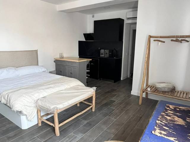 Estudio en Alquiler en Carolinas Bajas