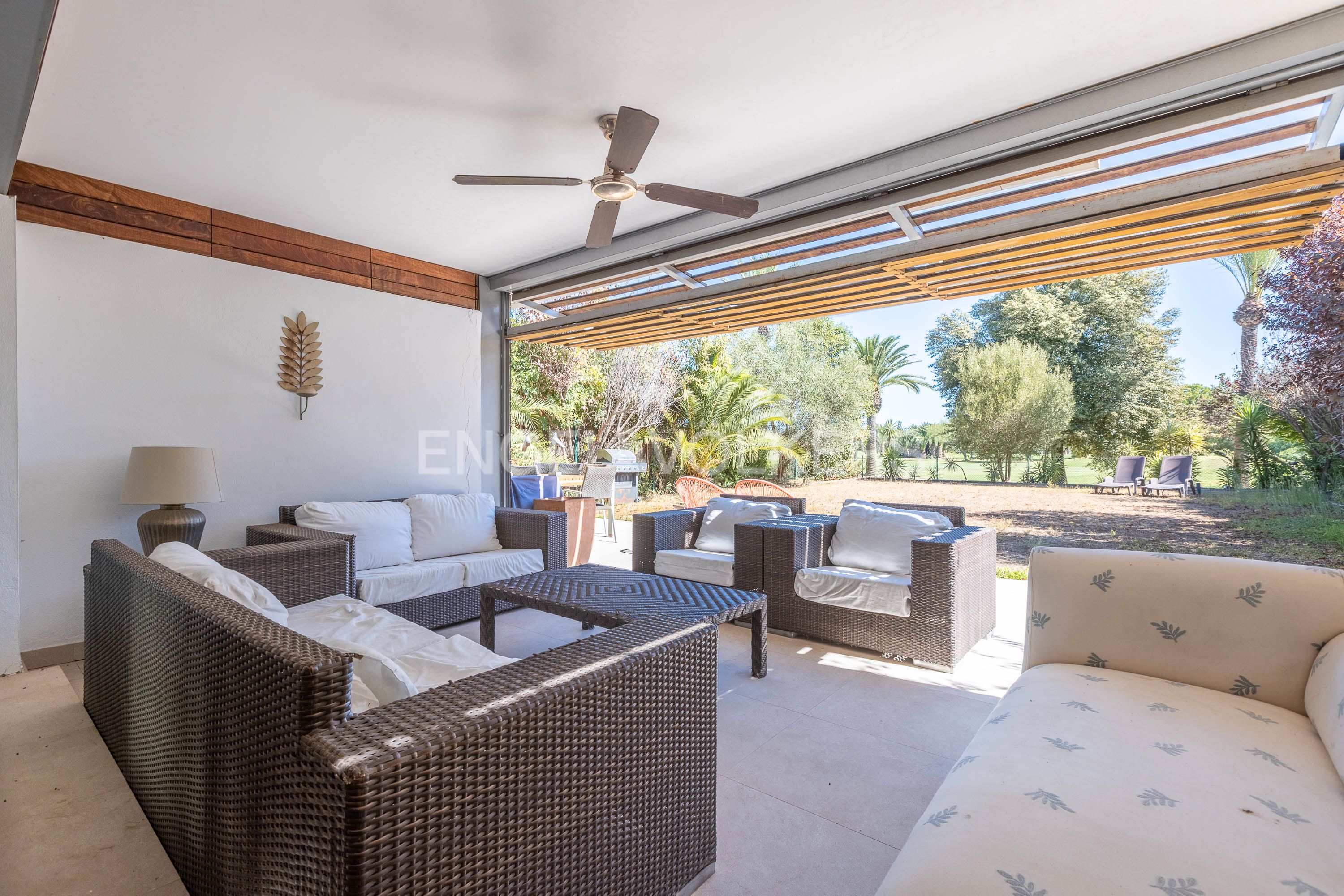 Terrassa de Casa adosada en venda en Alcalá de Guadaira amb Aire condicionat, Calefacció i Jardí privat