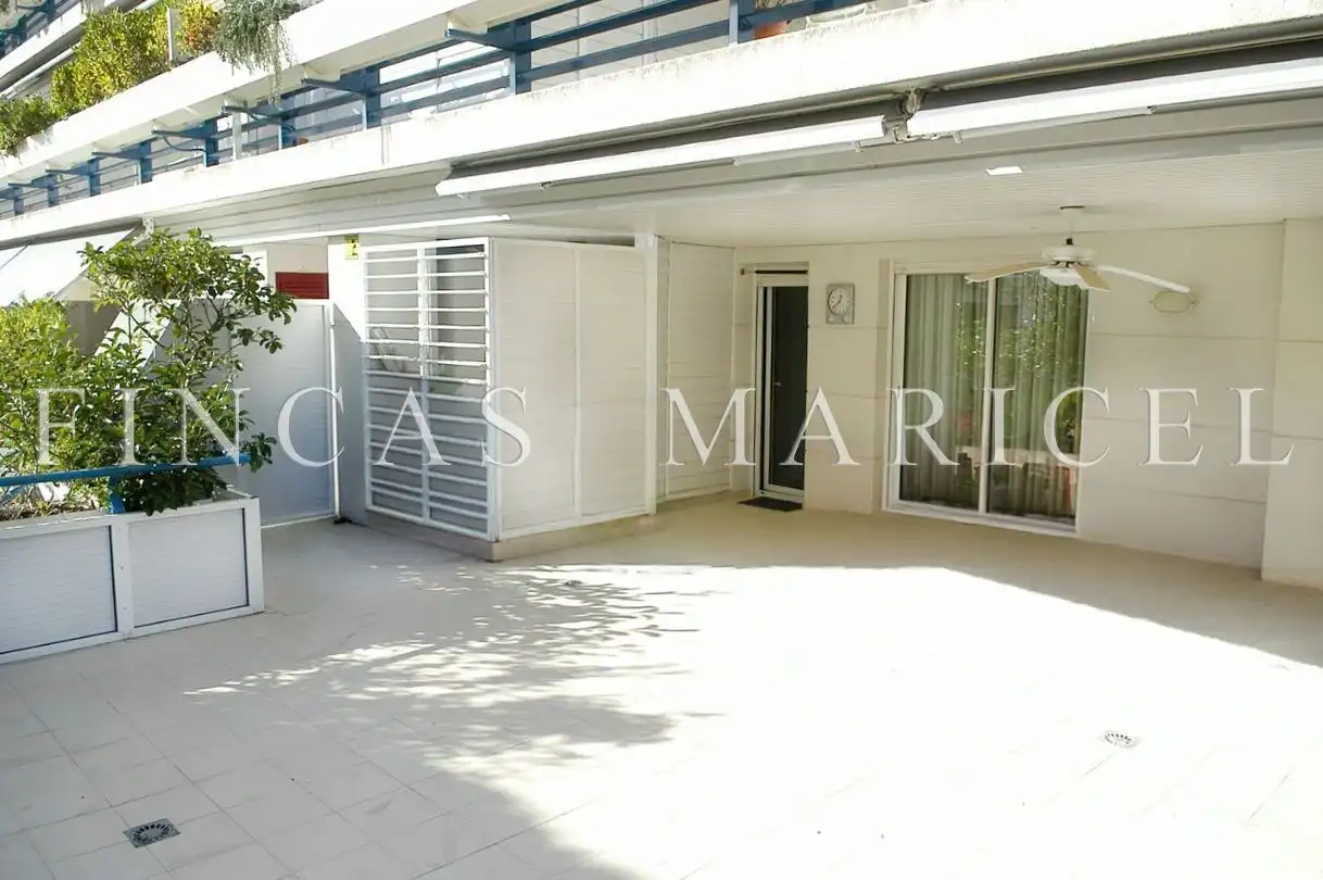 Terrace of Flat for sale in Sitges  with Air Conditioner, Heating and Private garden