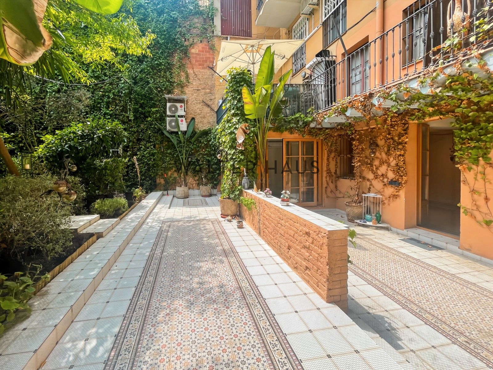 Duplex to rent in Gran Via de les Corts Catalanes, Sant Antoni