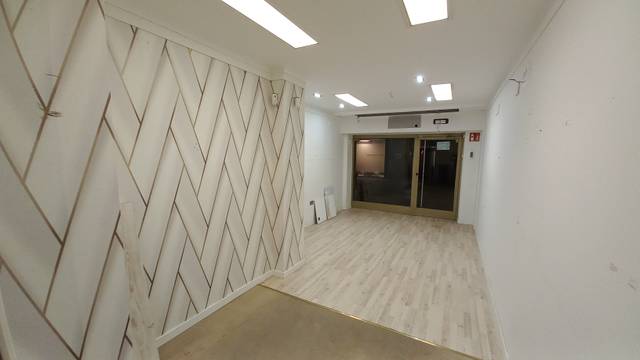 Local comercial en Alquiler en Centro