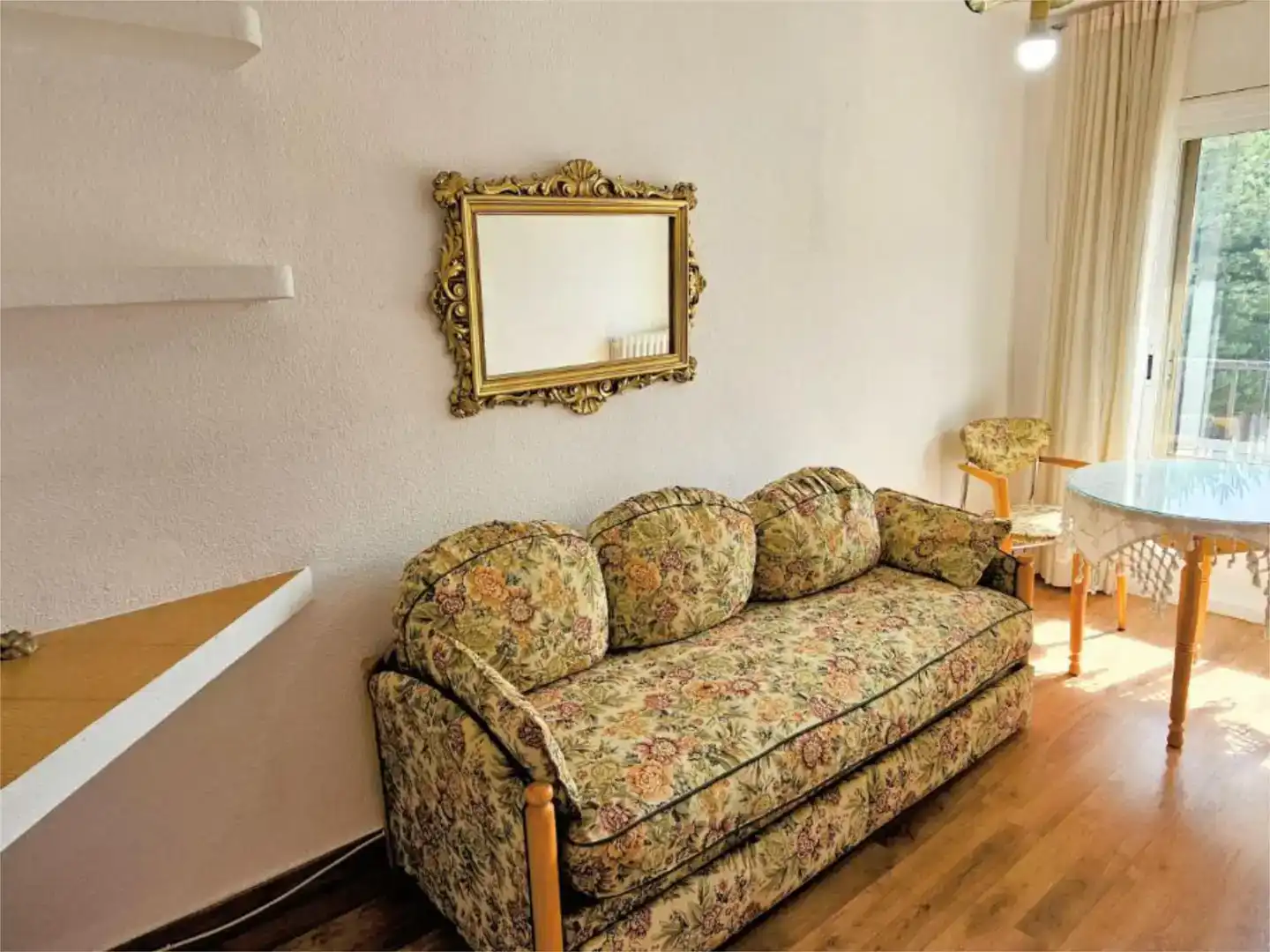 Sala d'estar de Pis en venda en Riaza amb Balcó