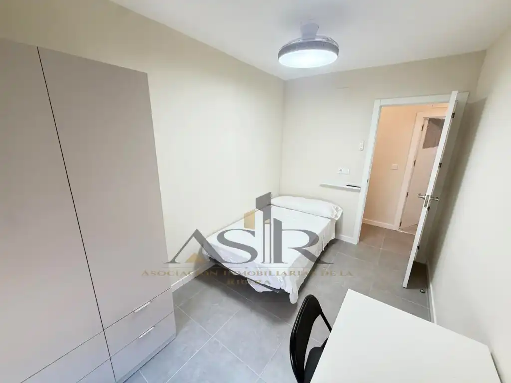 Wohnung zum Verkauf in Casc Urbà, imagen 21