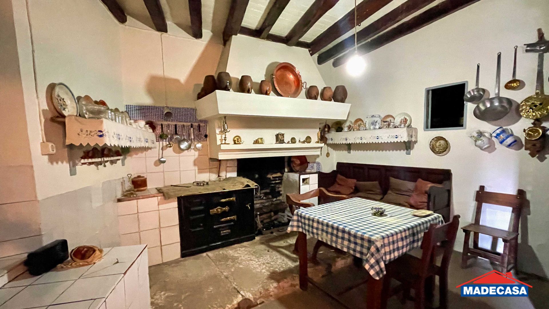 Cuina de Finca rústica en venda en Rascafría amb Calefacció, Moblat i Balcó