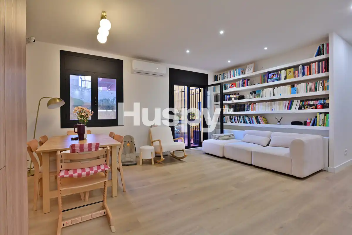 Piso con terraza en venta en Carrer de Nàpols, imagen 7