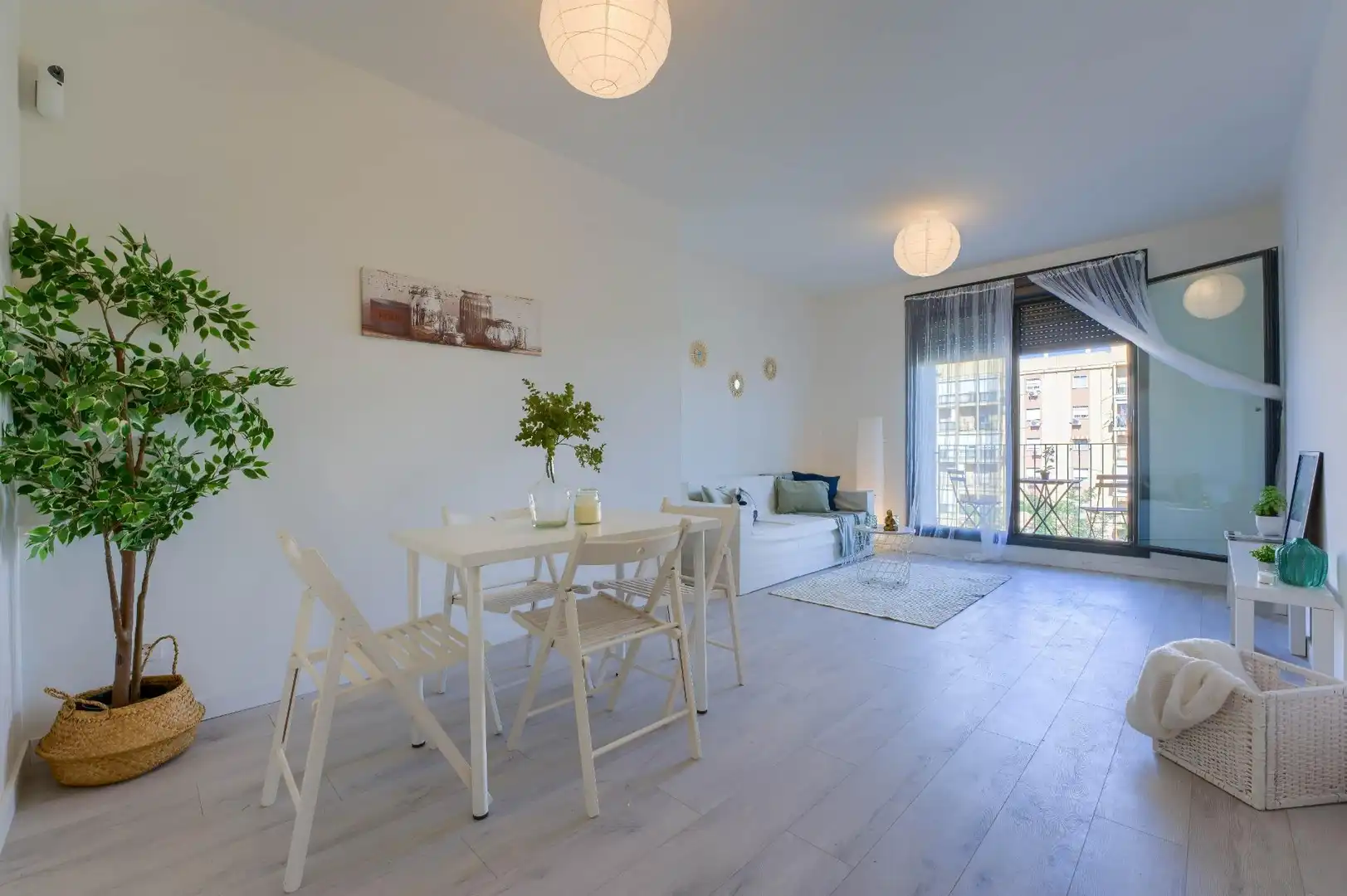 Living room of Flat for sale in Sevilla  with Air Conditioner and Terrace