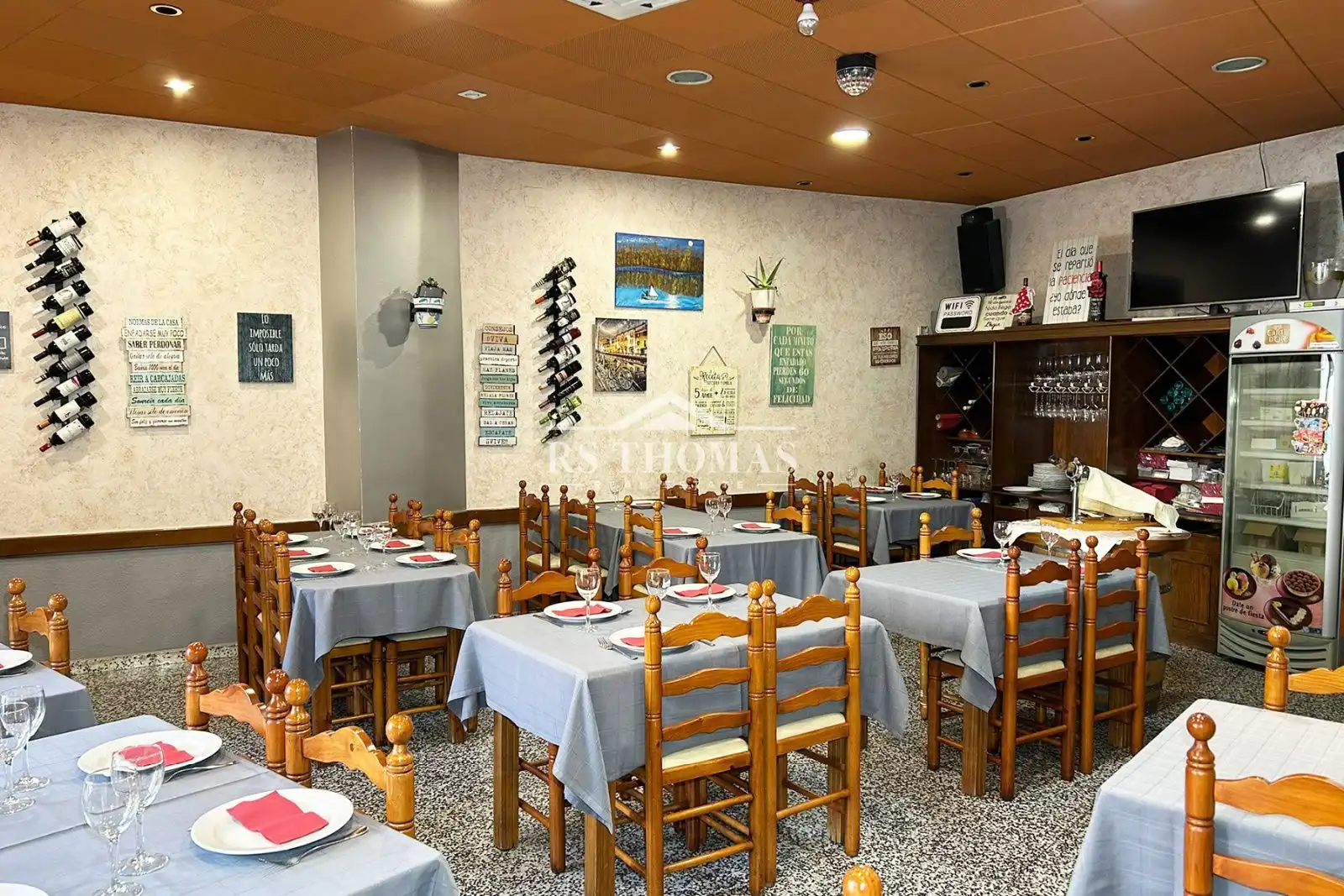 Locale commerciale in cessione a Les Escaldes, imagen 2