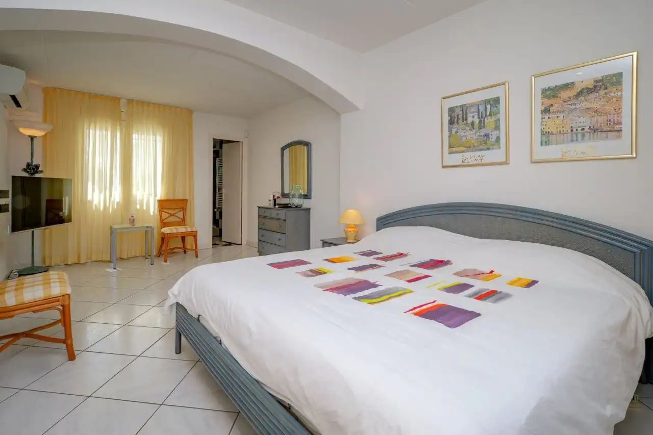 Casa con piscina in vendita a Cap Ras - Creus - Falconera, imagen 30