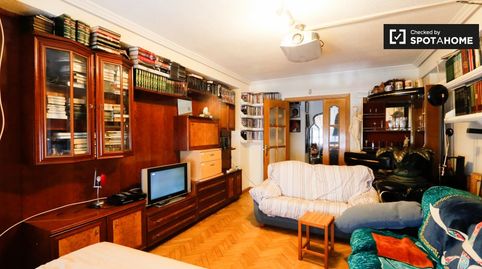 Foto 3 de Habitación en Comillas, Madrid Capital