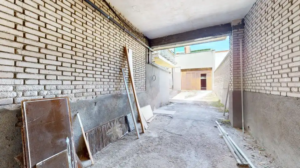 Industrial buildings for sale in Madrid