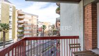 Exterior view of Apartment for sale in  Barcelona Capital  with Air Conditioner, Heating and Parquet flooring