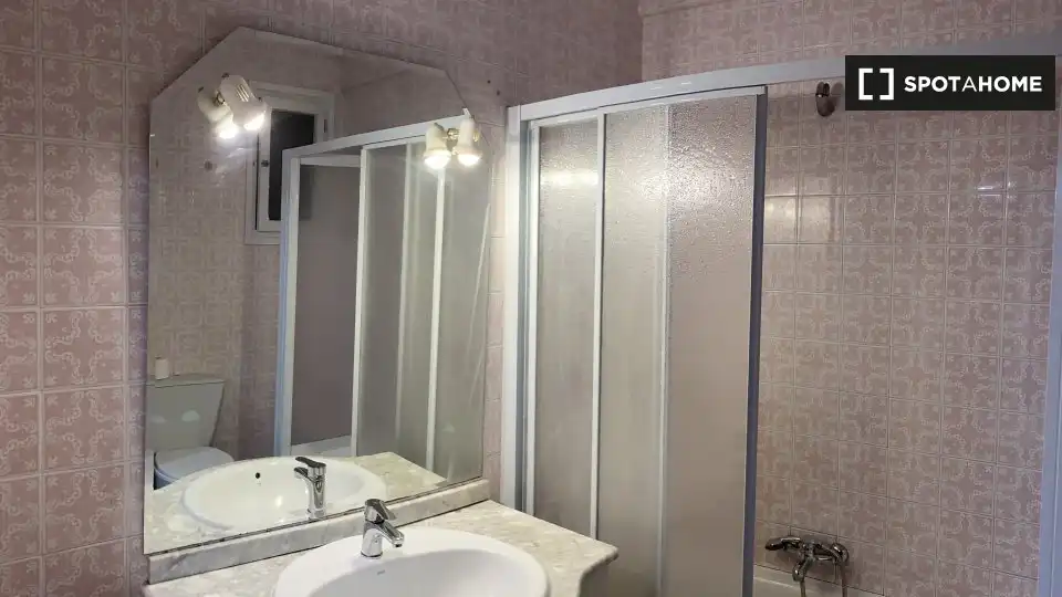 Wohnung mit Terrasse zur Miete in Quatre Carreres, imagen 10