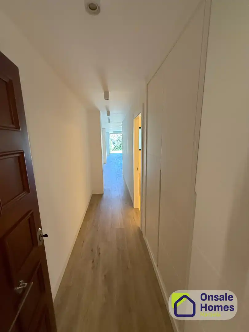 Apartament amb jardí en venda a Nueva Andalucía, imagen 3