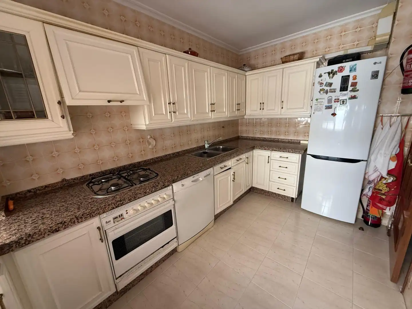 Kitchen of Flat for sale in Córdoba  with Air Conditioner and Balcony