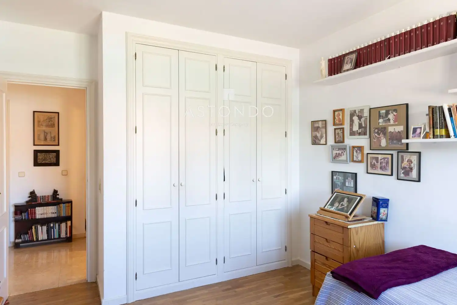 Bedroom of Houses for sale in Madrid  with Air Conditioner, Heating and Terrace