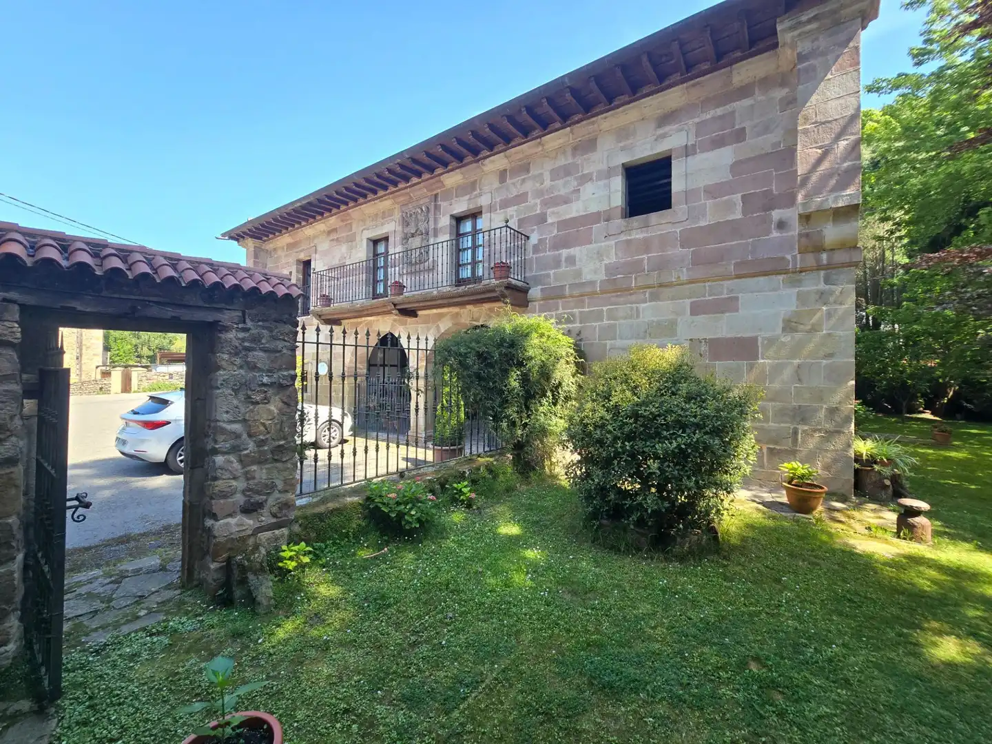 Vista exterior de Casa o chalet en venta en Valdáliga con Calefacción y Jardín privado