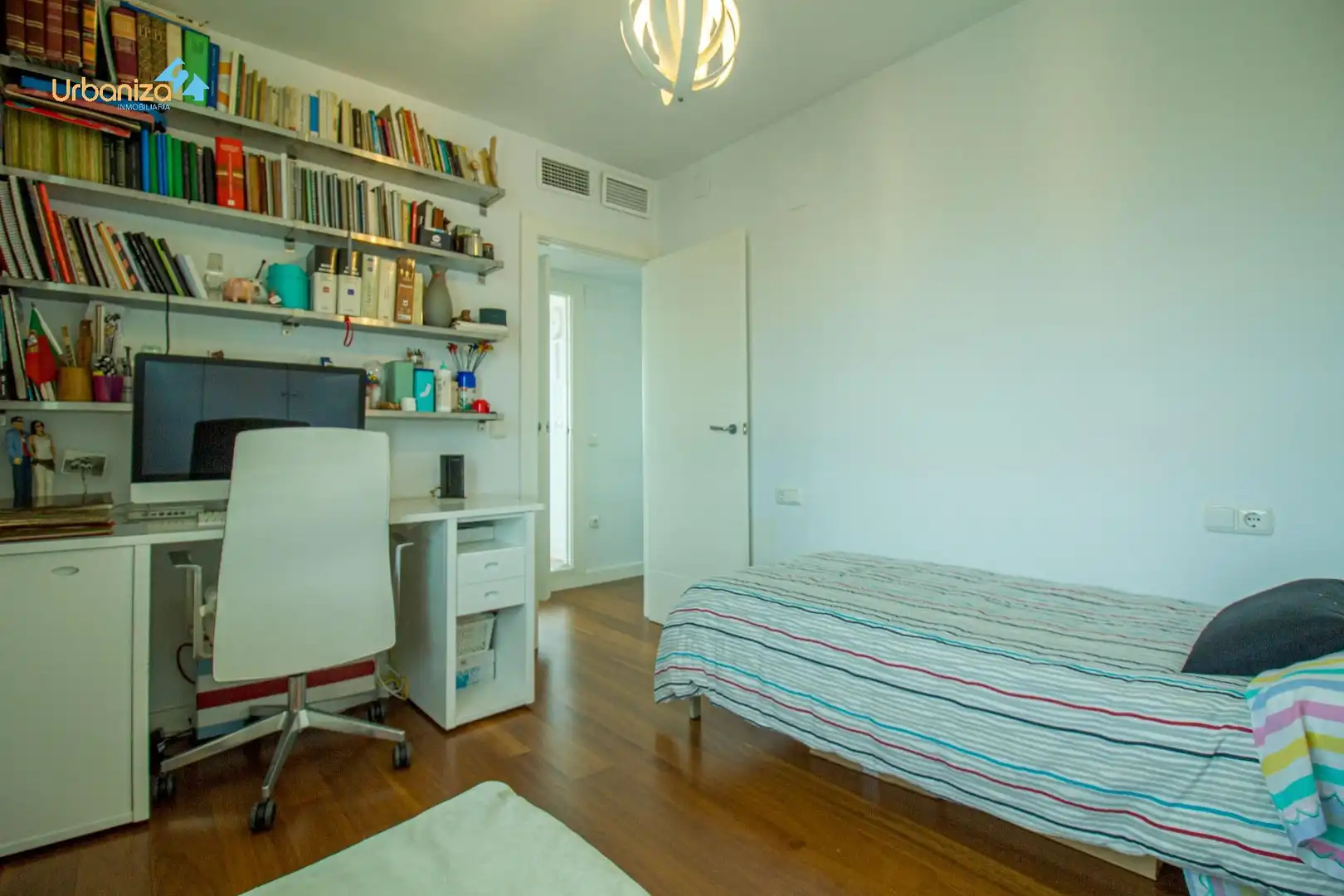 Bedroom of Attic for sale in Badajoz  with Heating, Terrace and Storage room
