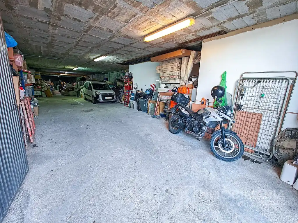 Local comercial en venda a Avenida Derechos Humanos, imagen 2