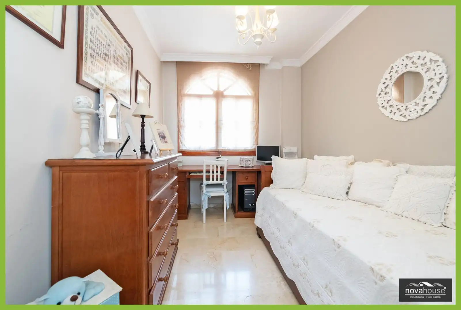 Habitación de Casa o chalet en venta en Málaga con Aire acondicionado, Terraza y Trastero