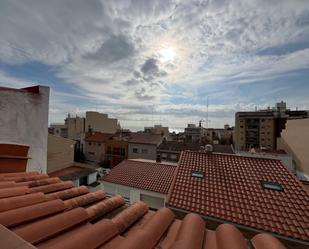 Vista exterior de Dúplex en venda en El Masnou amb Aire condicionat