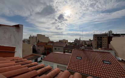 Exterior view of Duplex for sale in El Masnou  with Air Conditioner