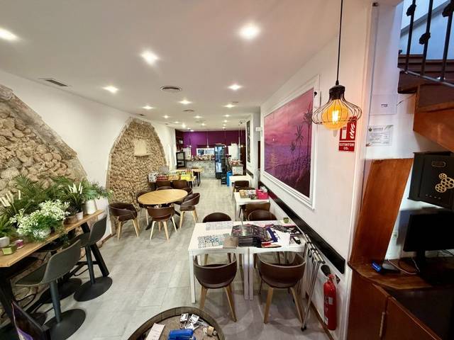 Local comercial en Alquiler en Avenida de Escandinavia  en Monte Faro - Altomar II