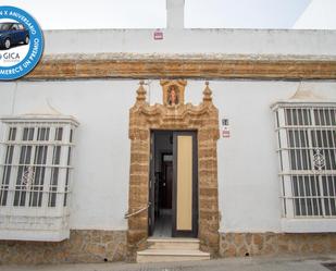 Vista exterior de Casa o xalet en venda en San Fernando amb Alarma