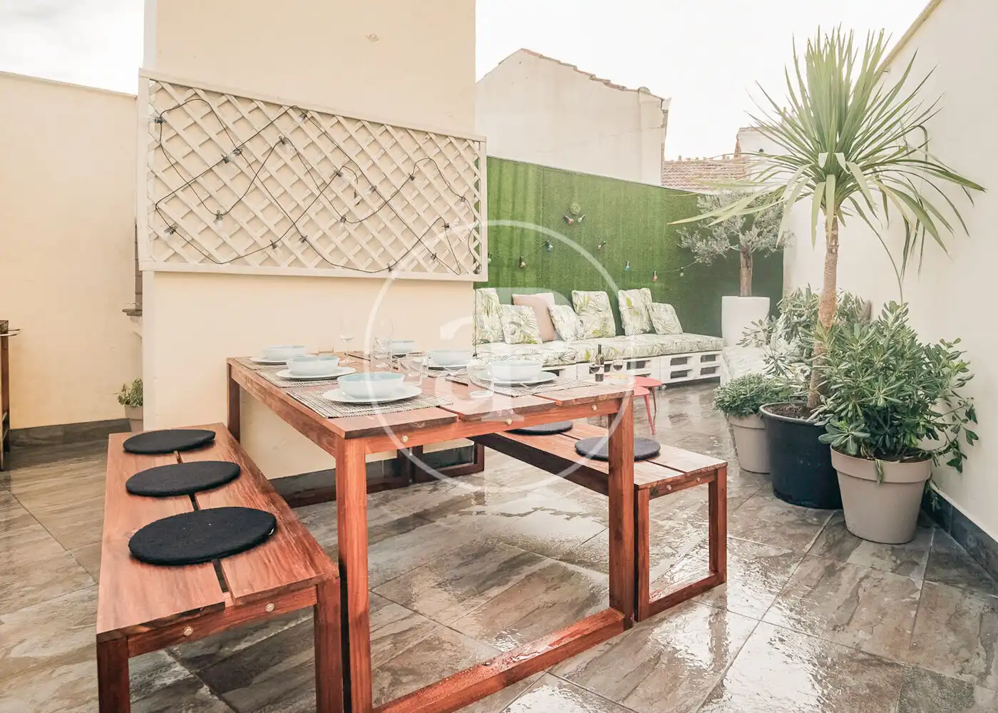 Attic for rent in C. de los Caños del Peral, Palacio