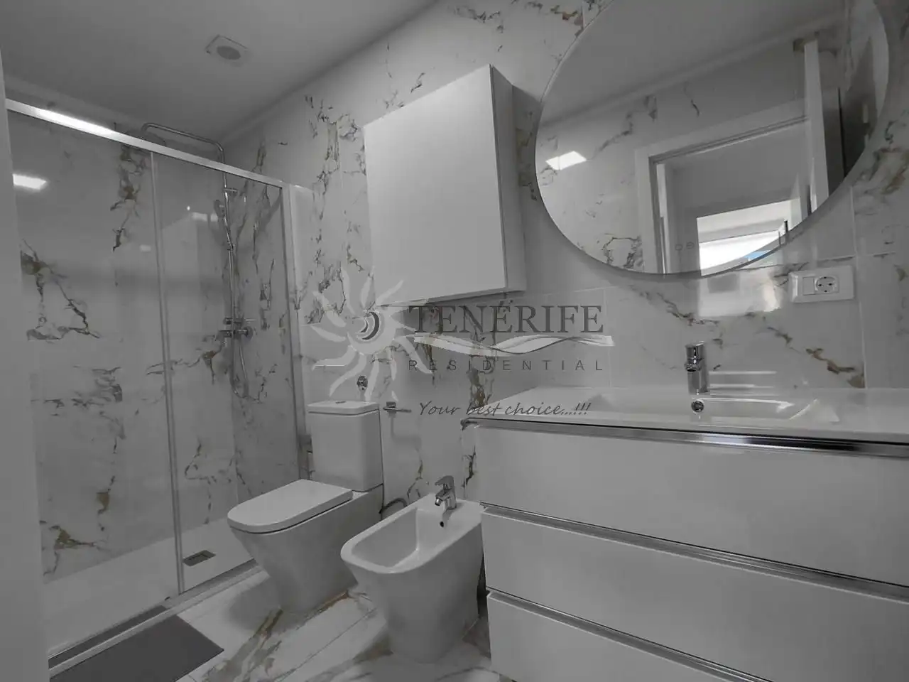 Baño de Planta baja en venta en Arona con Aire acondicionado, Terraza y Amueblado